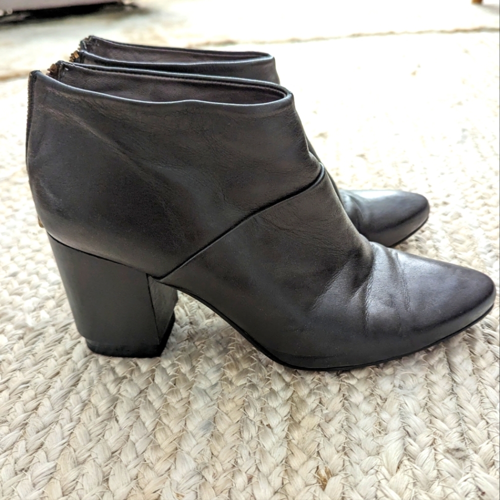 Kanna Black Leather Ankle Booties